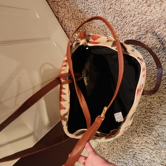 Aztec Tote - Picture 4 of 7